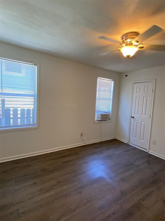 Building Photo - 5523 Avenue O 1/2