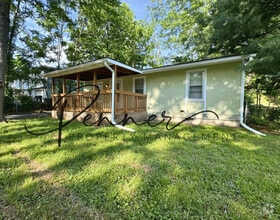 Building Photo - 5006 N Crystal Ave