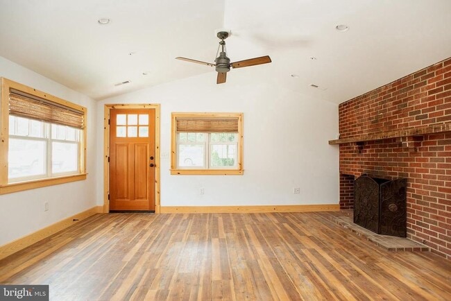 Building Photo - 1138 Bay Ridge Rd