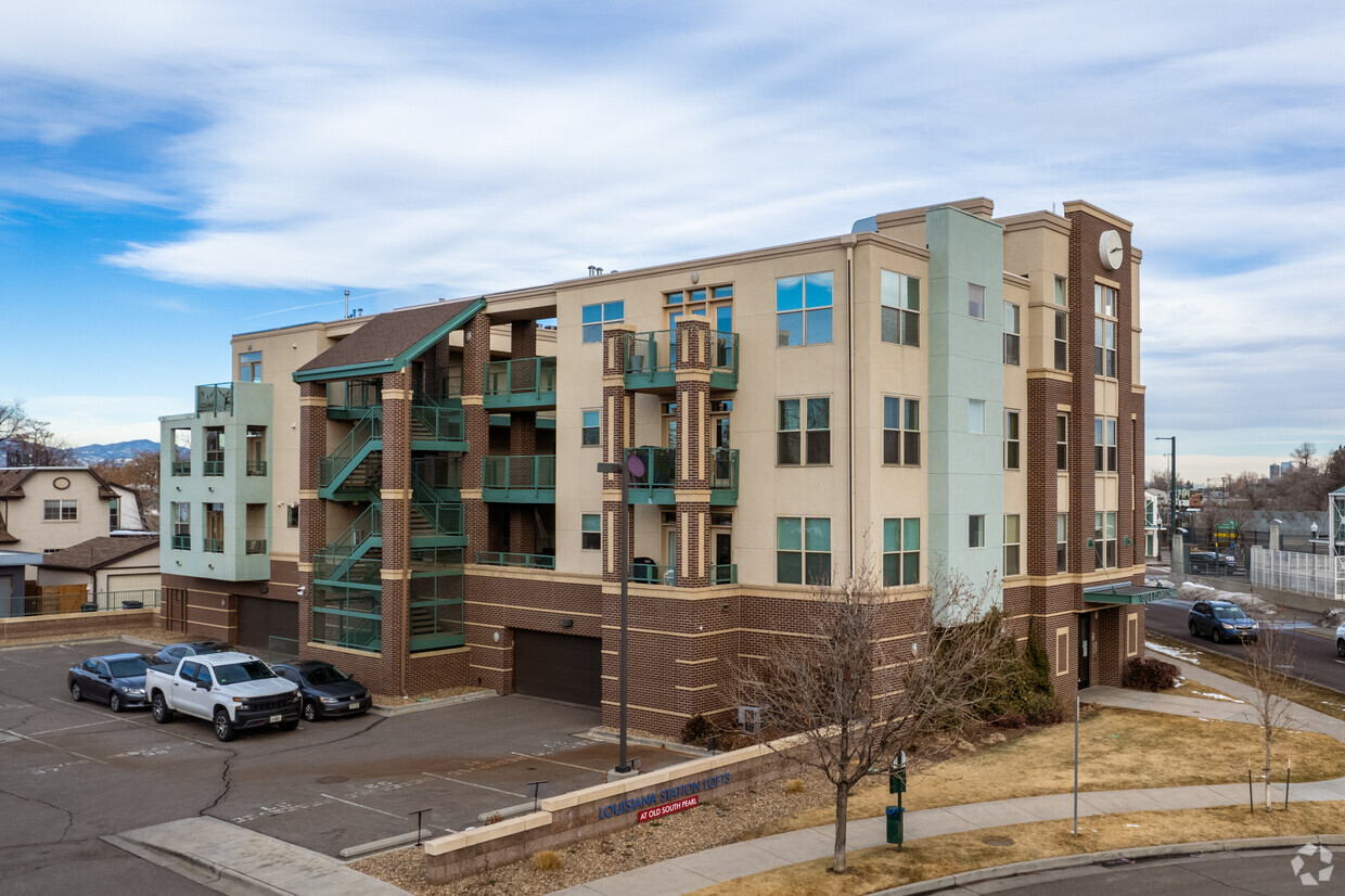 Southwest Corner - Louisiana Station Lofts