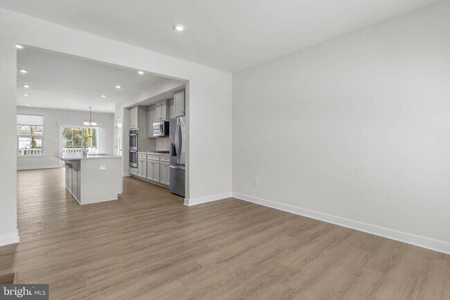 Foto del edificio - 88 Rosemary Wy