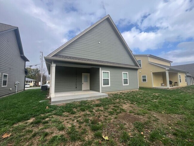 Foto del edificio - 5312 Roosevelt Rd