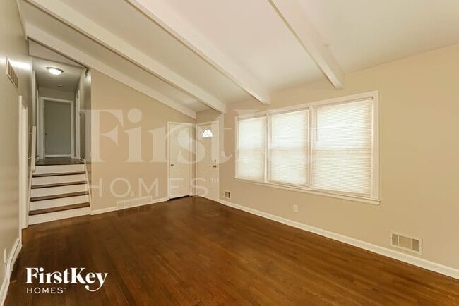 Foto del edificio - 4411 NE 49th Terrace