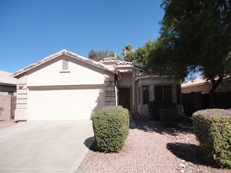 Building Photo - 2852 E Devon Ct