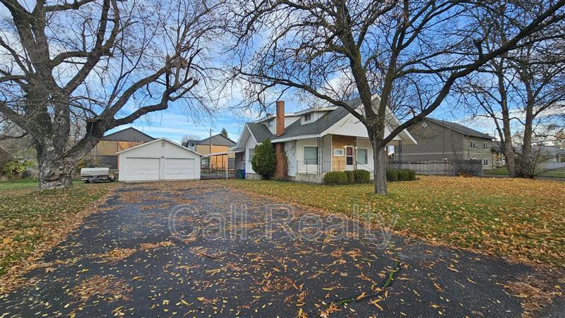 Foto principal - 12019 E Valleyway Ave