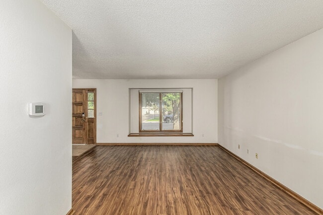 Foto del edificio - Lovely 4Bed / 4 bath townhome for rent in Centennial