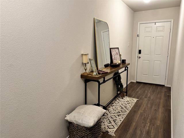 Foto del edificio - 4051 Renee Dr