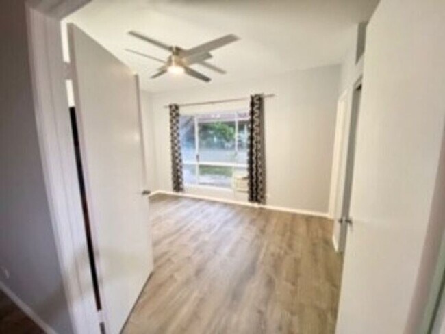 Foto del edificio - Ewa Beach-Palm Court: 2 Bdrm 2 Bath Townho...