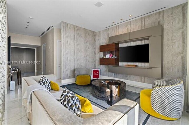 Foto del edificio - 17141 Collins Ave