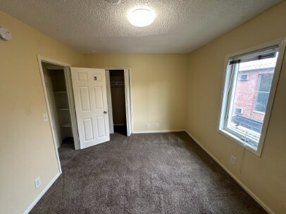 Building Photo - "Charming 5-Bed Home on Grand Ave: Spacious Living with 2.5 Baths in Heart of St. Paul!"