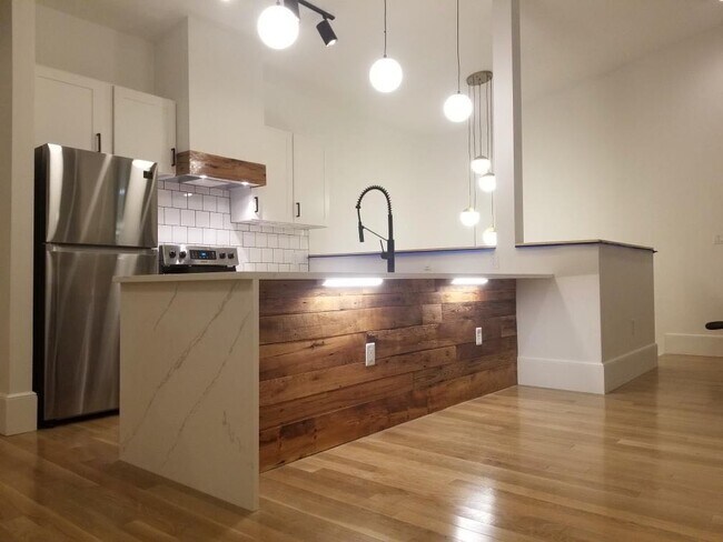 Foto del edificio - 503 N Cameron St