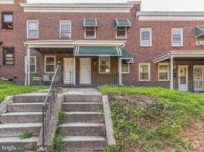 Building Photo - 2551 Kirk Ave