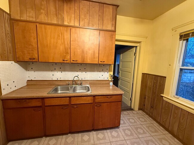 Foto del edificio - 3bd Single Cash Pay
