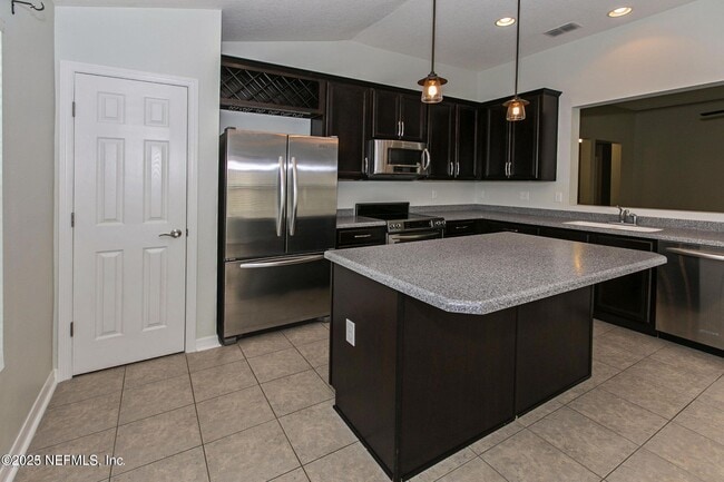 Building Photo - 251 Candlebark Dr