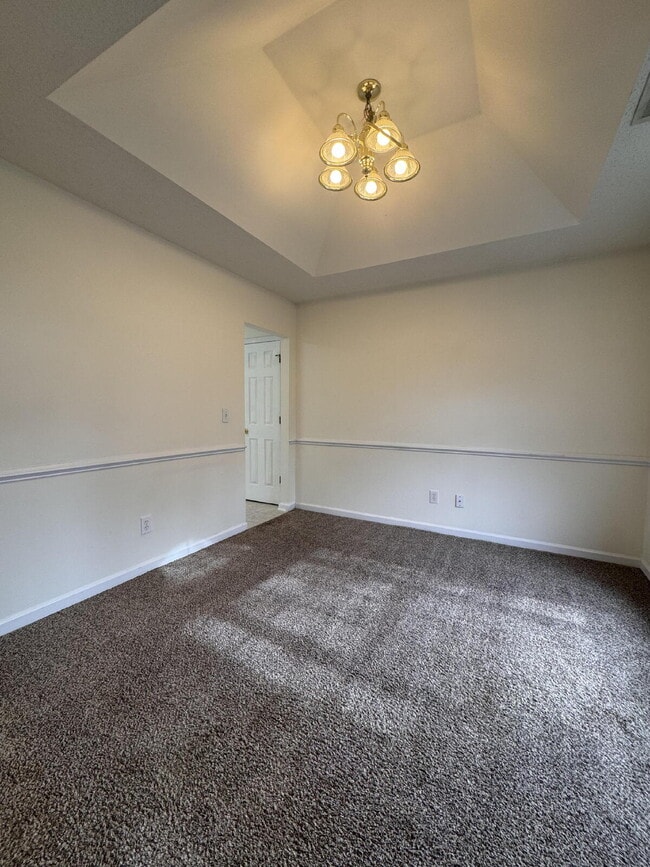 Foto del edificio - Spacious 3BR Home with Large Fenced Yard – Prime Simpsonville Location!