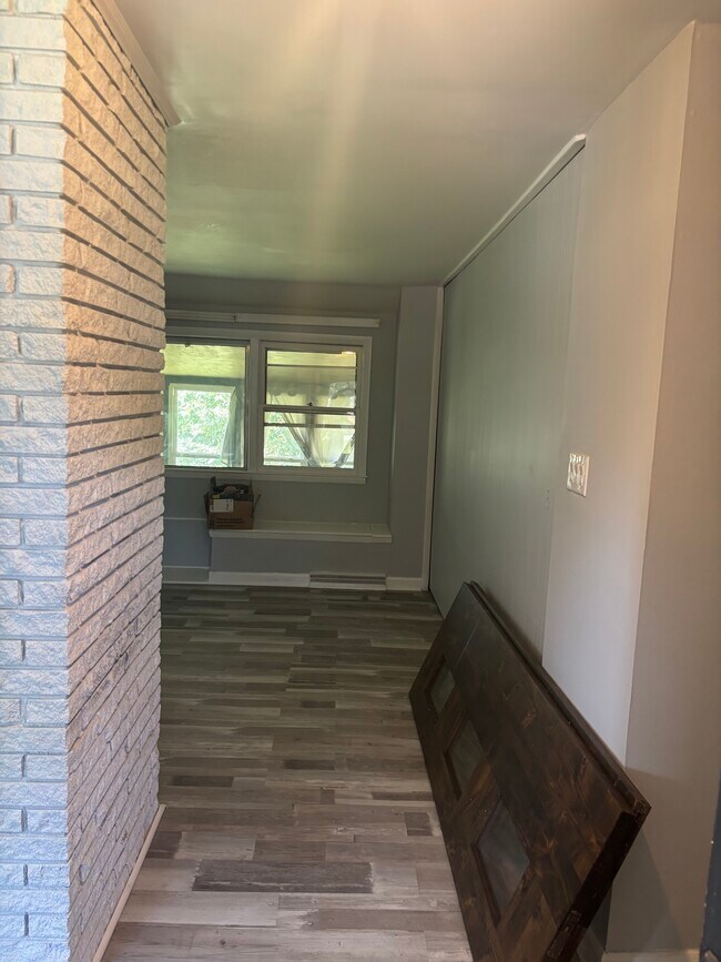 Foto del edificio - 6225 Branch Hill Cir