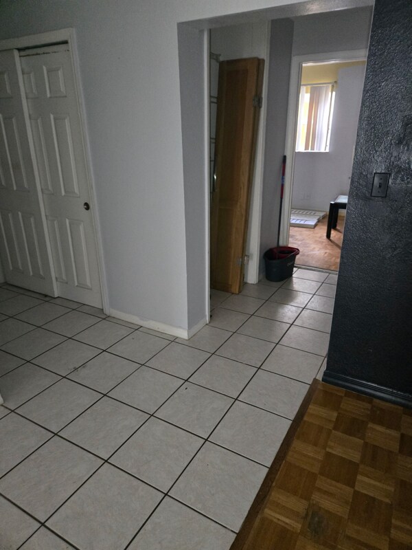 Foto del edificio - 1325 Drew St