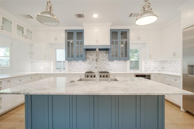 Foto del edificio - 4814 Siegel St