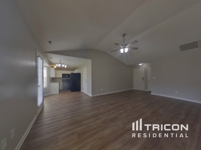 Building Photo - 9521 Isaac Hunter Dr