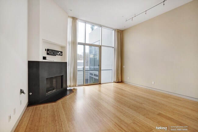 Building Photo - 188 S Park St