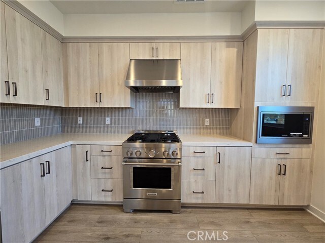 Foto del edificio - 4222 Marigold Ln
