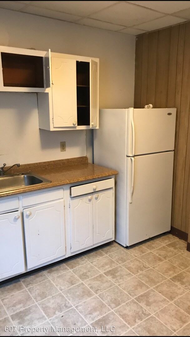 Building Photo - 1 br, 1 bath Apartment - 62 Mitchell