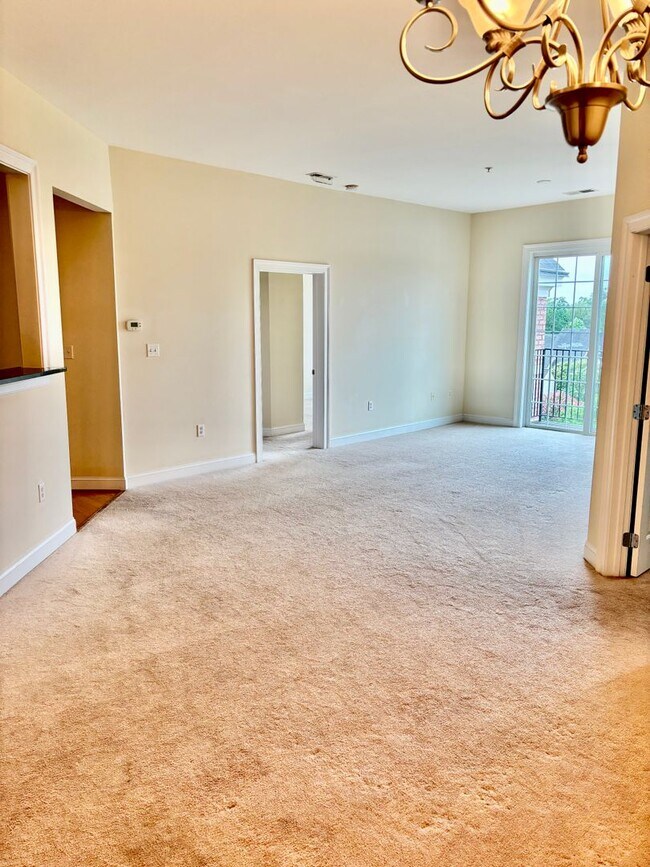 Foto del edificio - 2 bedroom/ 2 bathroom- Bennington on the Park