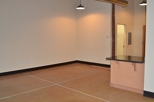 Building Photo - 100 Main St