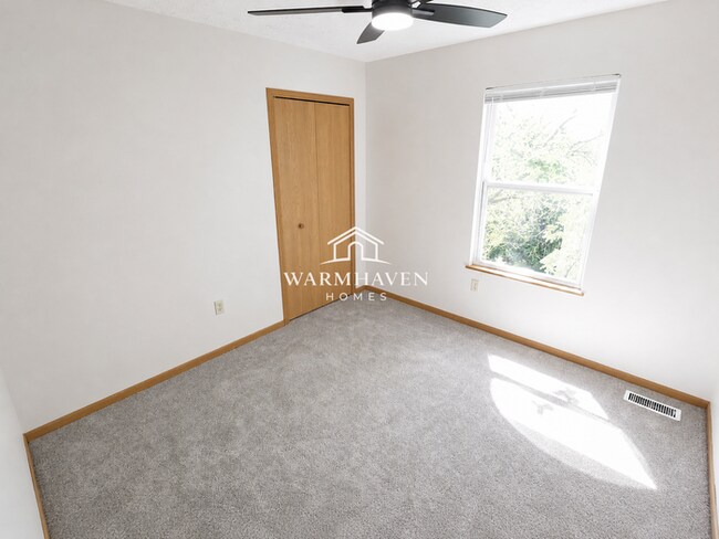 Foto del edificio - 1113 Smithfarm Ave
