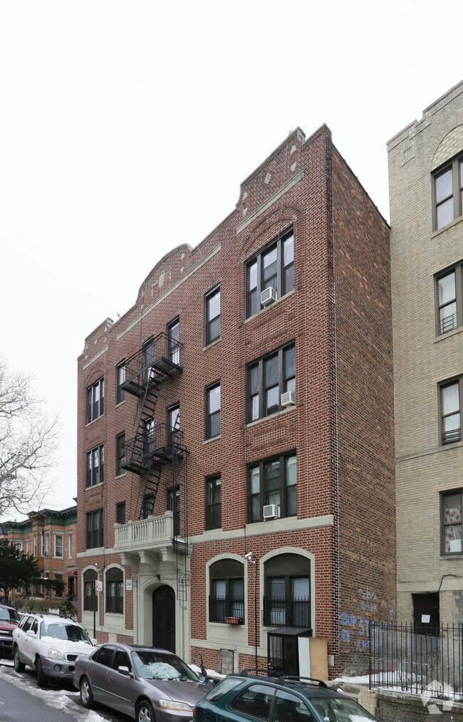 Foto del edificio - 1803 Union St