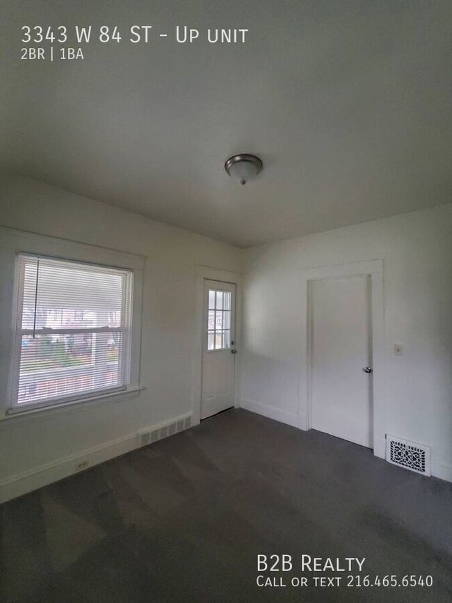 Foto del edificio - 3343 W 84th St