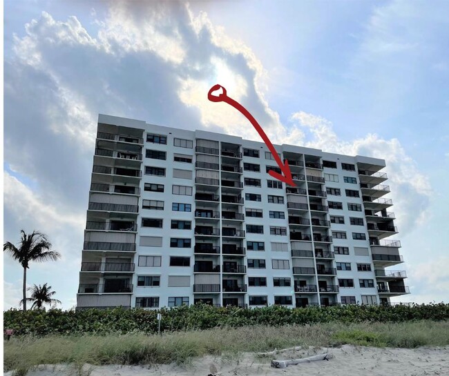 Building Photo - 10044 S Ocean Dr