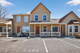 Building Photo - 10537 W Maplewood Dr