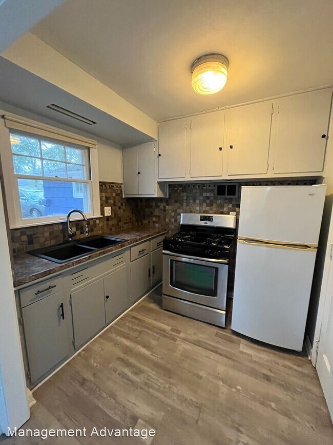 Building Photo - 1 br, 1 bath House - 604 Oak Court