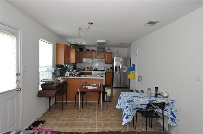 Foto del edificio - 121 Pheasant Trail