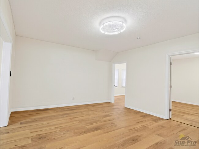 Foto del edificio - 213 Live Oak Ave