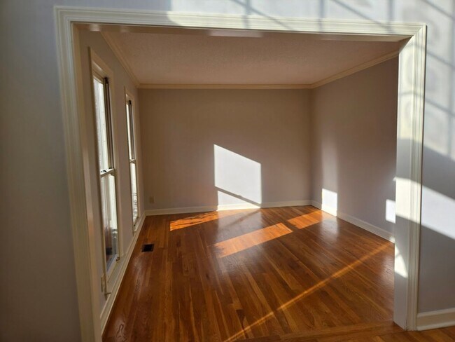 Foto del edificio - 270 N Drive, Fayetteville, GA 30214 – 4 BD / 2.5 BTH - Available NOW!