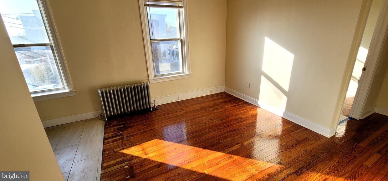 Foto principal - 528 Benner St