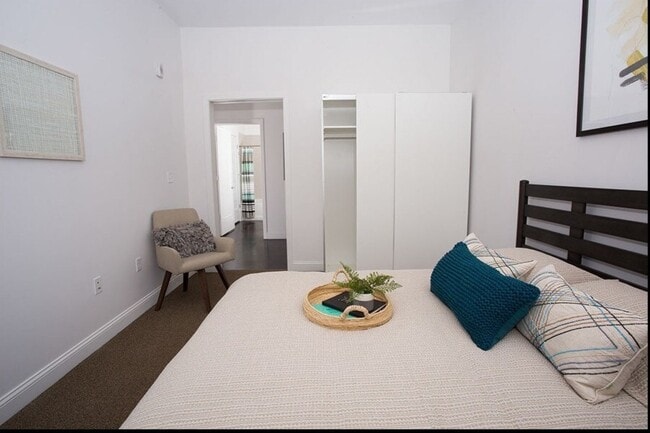 Bedroom 2 - 22 Mechanic