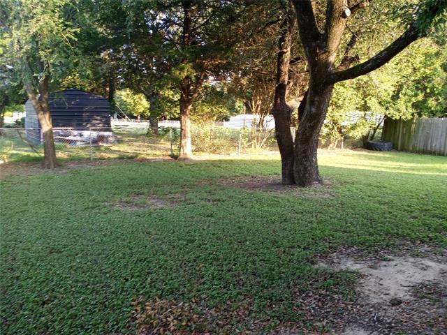 Foto del edificio - 2228 Vine Ln