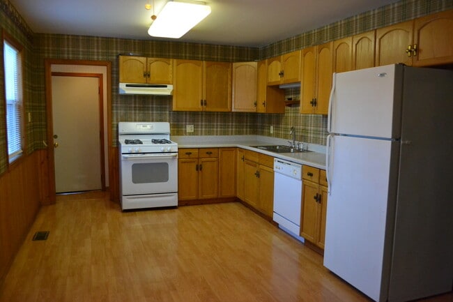 Building Photo - 517 Everette Ave