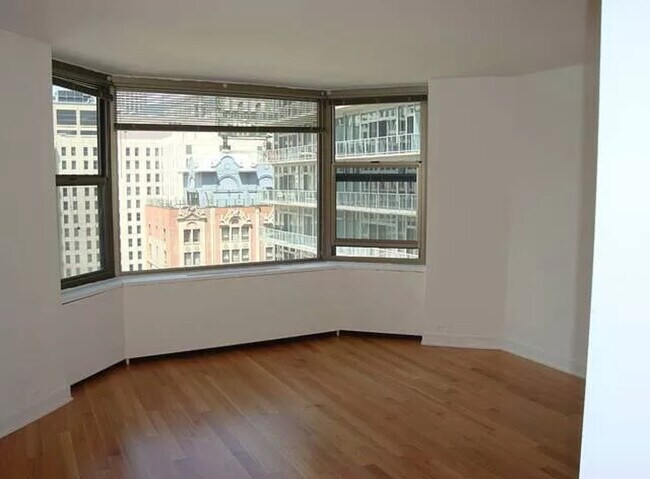 Building Photo - 535 N Michigan Ave