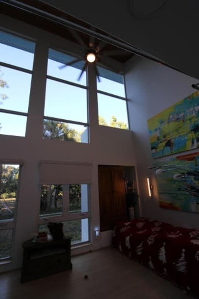 Foto del edificio - 930 Rambling Dr Cir