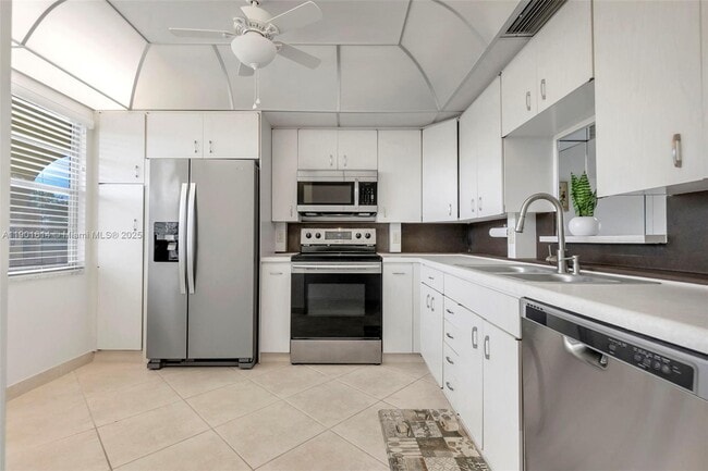 Building Photo - 2504 Antigua Terrace