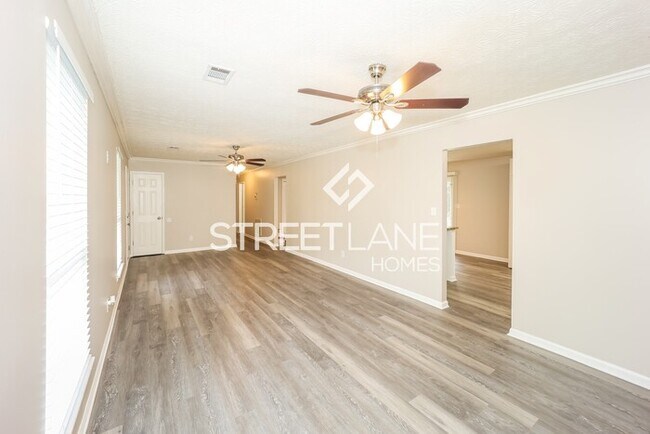 Foto del edificio - REDUCED!