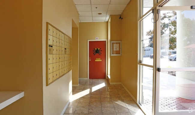 Interior Photo - Charles Ave Retail