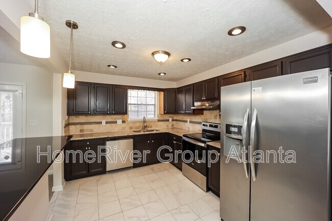 Foto del edificio - 6620 Connell Rd