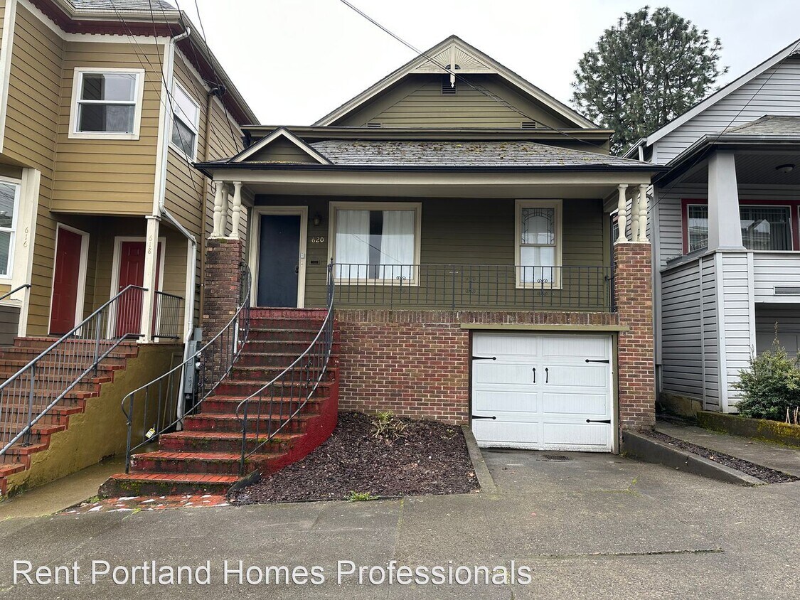 Primary Photo - 3 br, 1 bath House - 620 SW Grant St