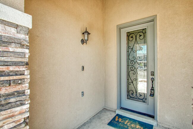 Foto del edificio - 7896 Enchanted Path Dr