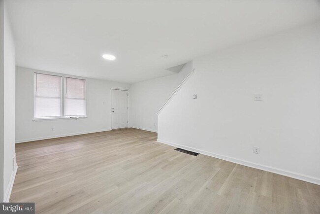 Foto del edificio - 227 Berkley St